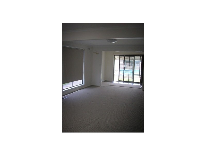 43 Bakewell Street, Cranbourne VIC 3977