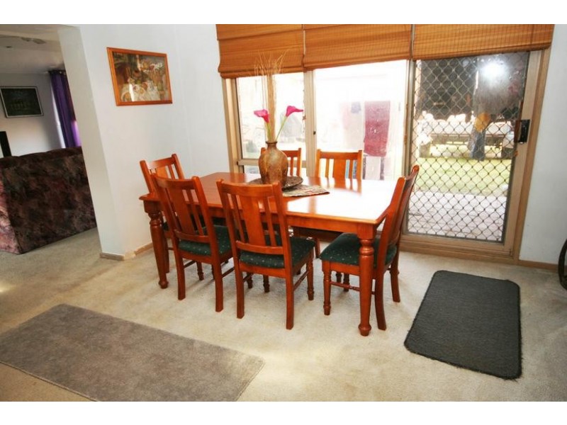 Cranbourne North VIC 3977