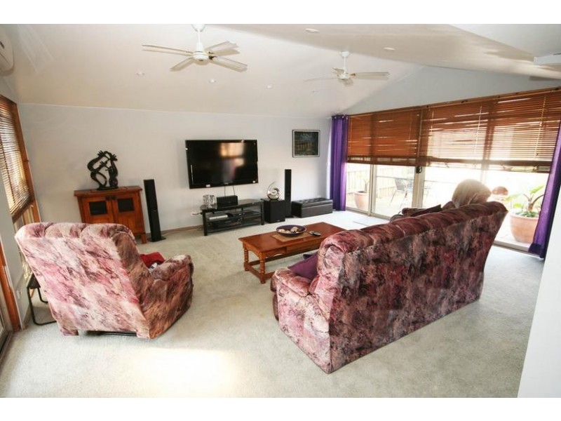 Cranbourne North VIC 3977