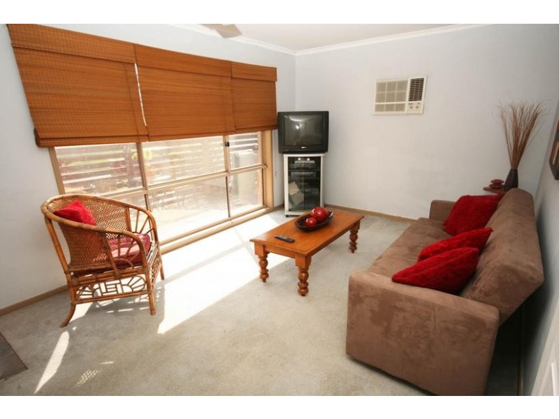 Cranbourne North VIC 3977