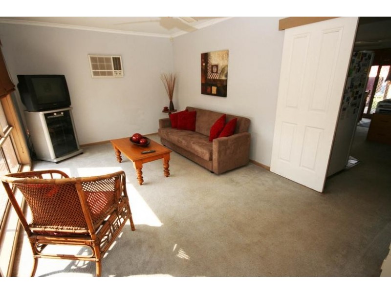 Cranbourne North VIC 3977