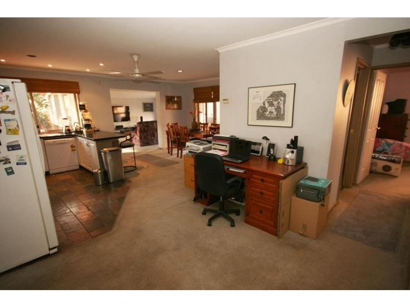 Cranbourne North VIC 3977