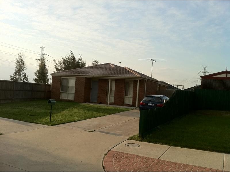 6 Kismet Close, Cranbourne VIC 3977