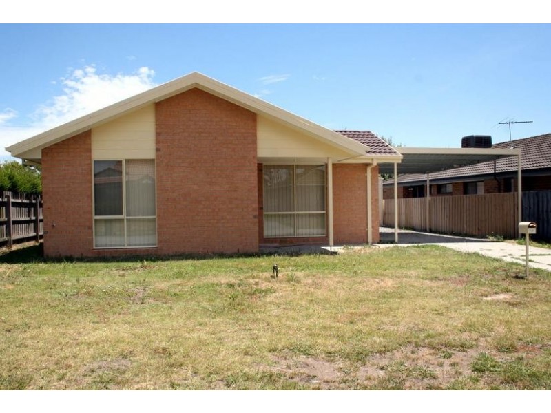 5 Natalie Court, Cranbourne VIC 3977