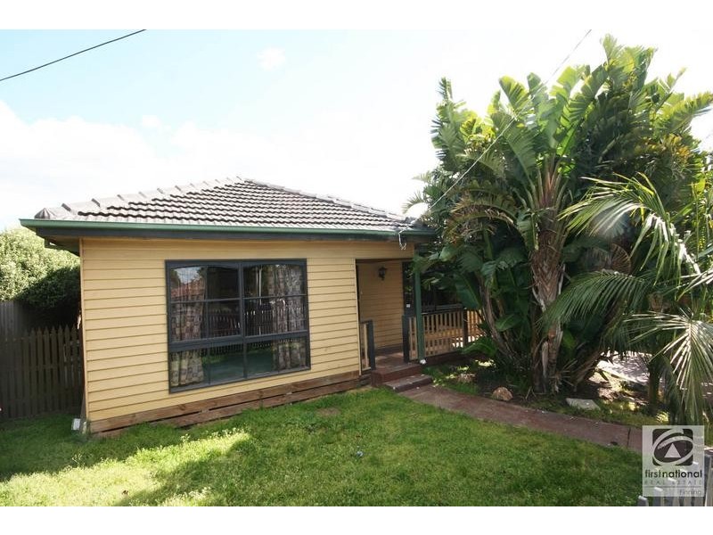 108 Circle Drive, Cranbourne VIC 3977