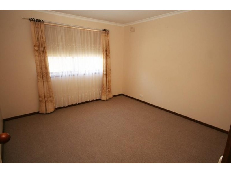 1/18 Alexander Street, Cranbourne VIC 3977