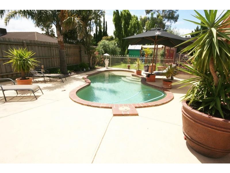 Cranbourne VIC 3977