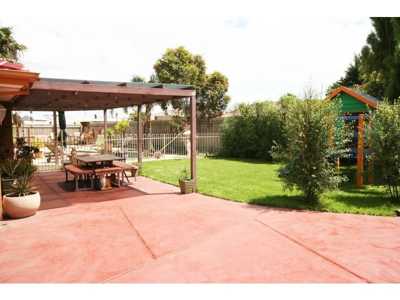 Cranbourne VIC 3977