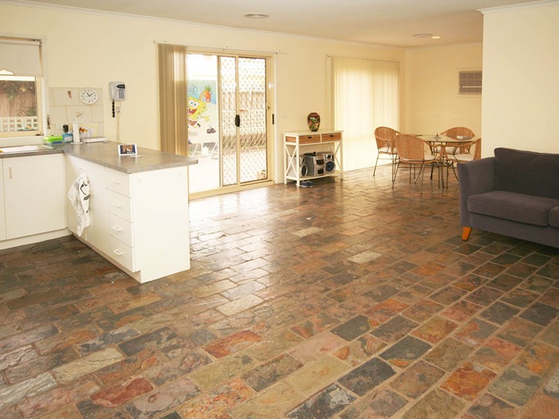 Cranbourne North VIC 3977