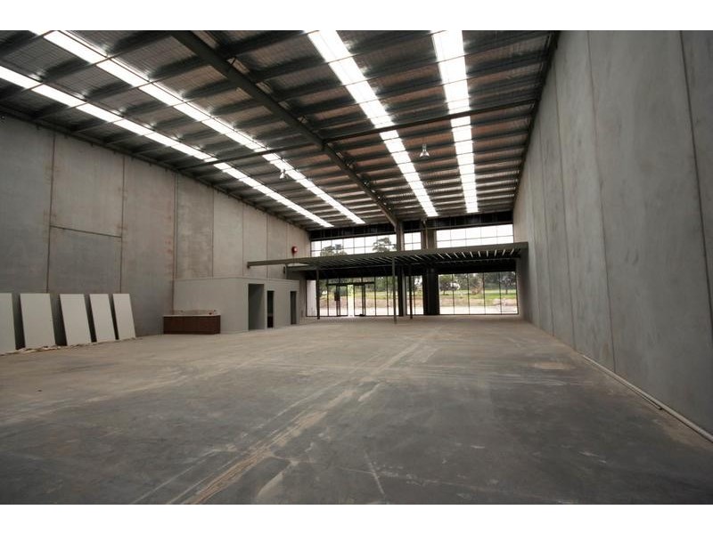 2 – 8 Northey Road, Lynbrook VIC 3975