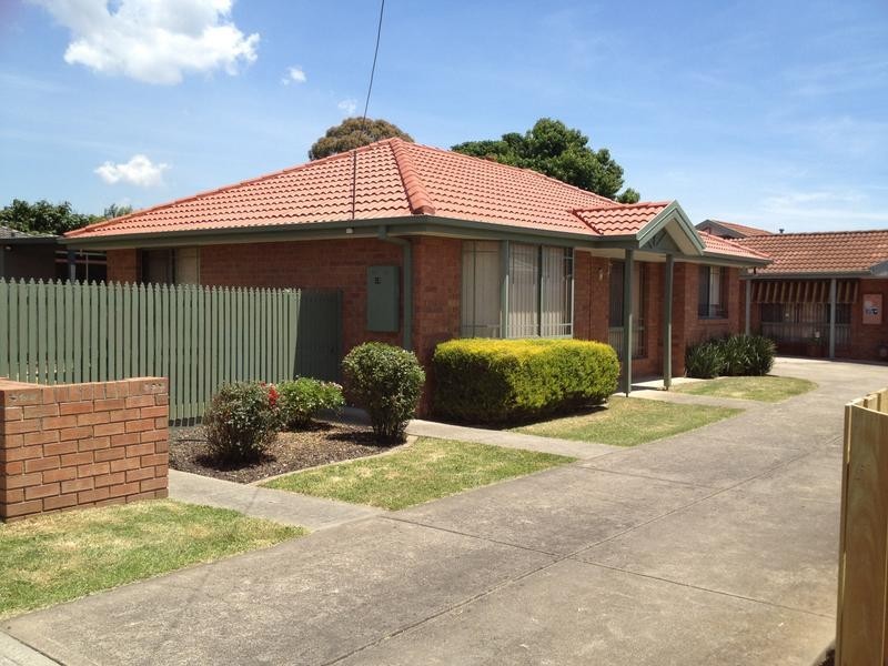 1/13 Binding Avenue, Cranbourne VIC 3977