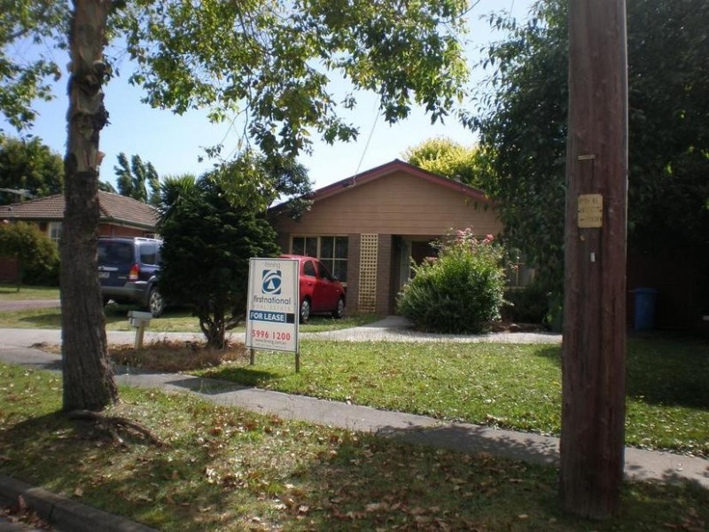 2 Florence Close, Cranbourne VIC 3977