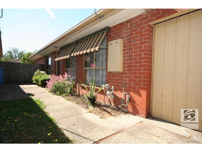 3/6 Alexander Street, Cranbourne VIC 3977