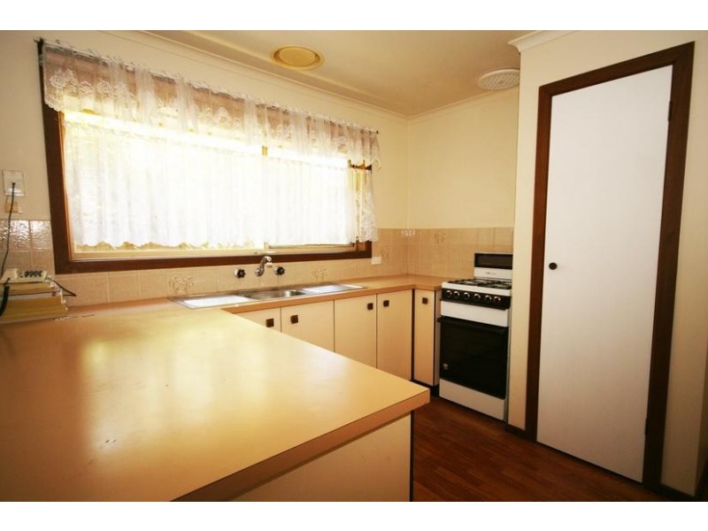 3/6 Alexander Street, Cranbourne VIC 3977