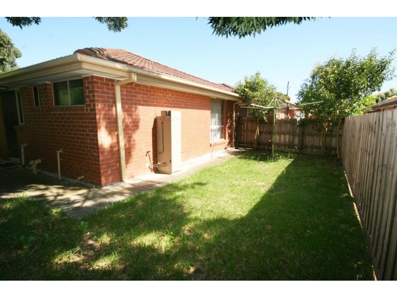 3/6 Alexander Street, Cranbourne VIC 3977