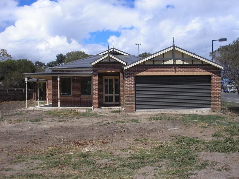1 Lyne Street, Tooradin VIC 3980