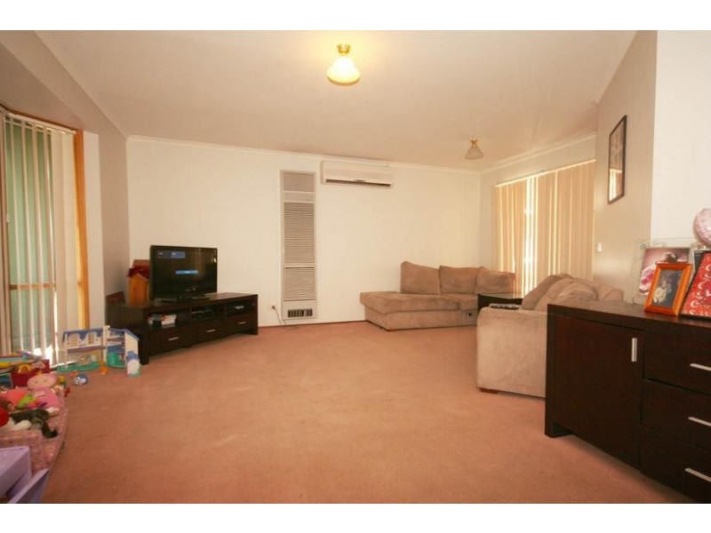 Cranbourne North VIC 3977