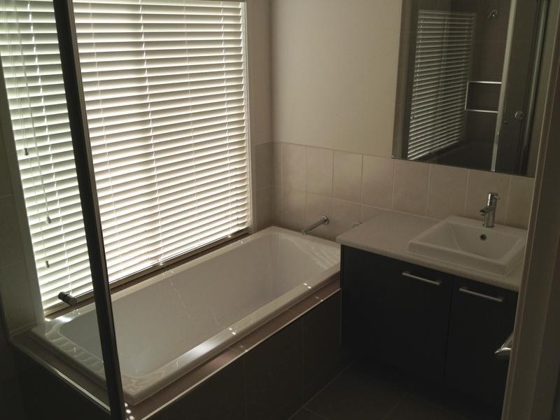 47 Chantenay Parade, Cranbourne North VIC 3977