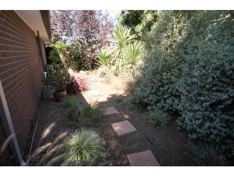 1/28 Codrington Street, Cranbourne VIC 3977