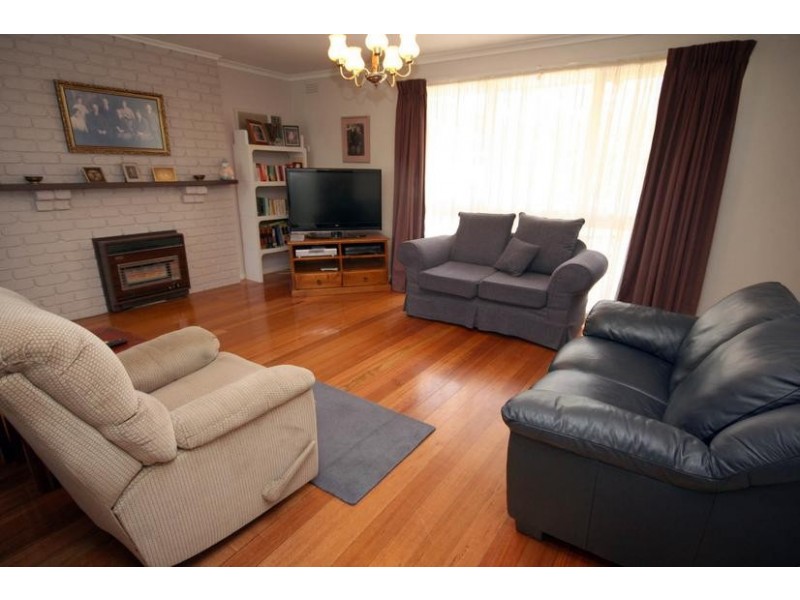 1 Spring Road, Junction Village VIC 3977