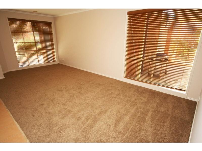 Cranbourne VIC 3977