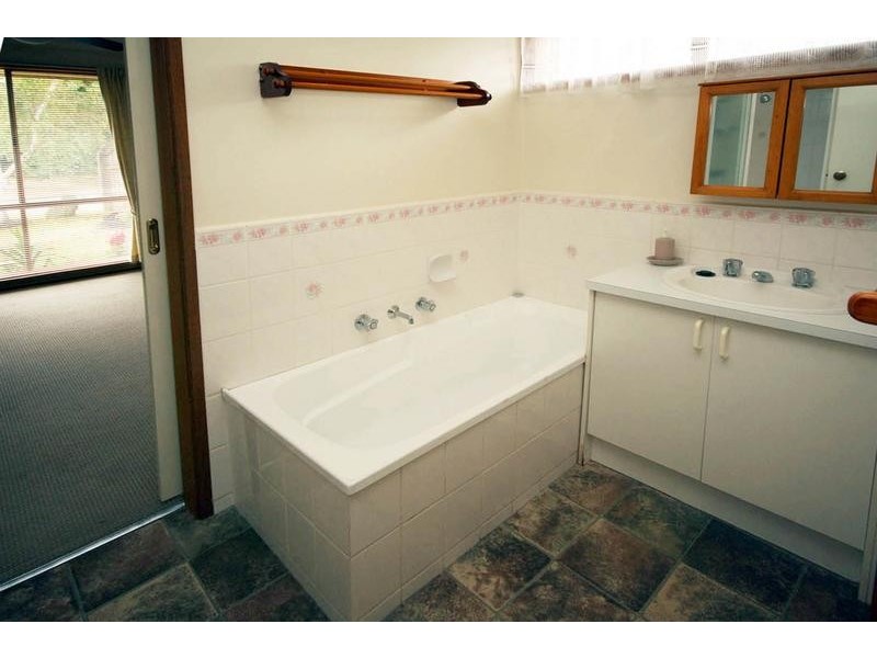 Cranbourne West VIC 3977