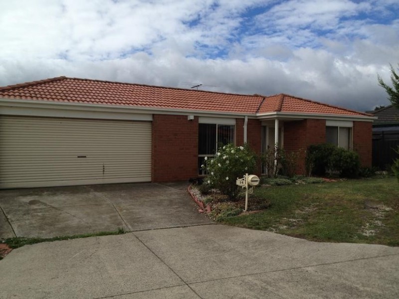 14 Charlotte Place, Cranbourne West VIC 3977