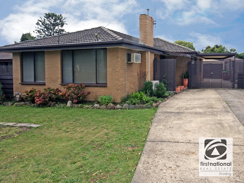 37 Cochrane Street, Cranbourne VIC 3977