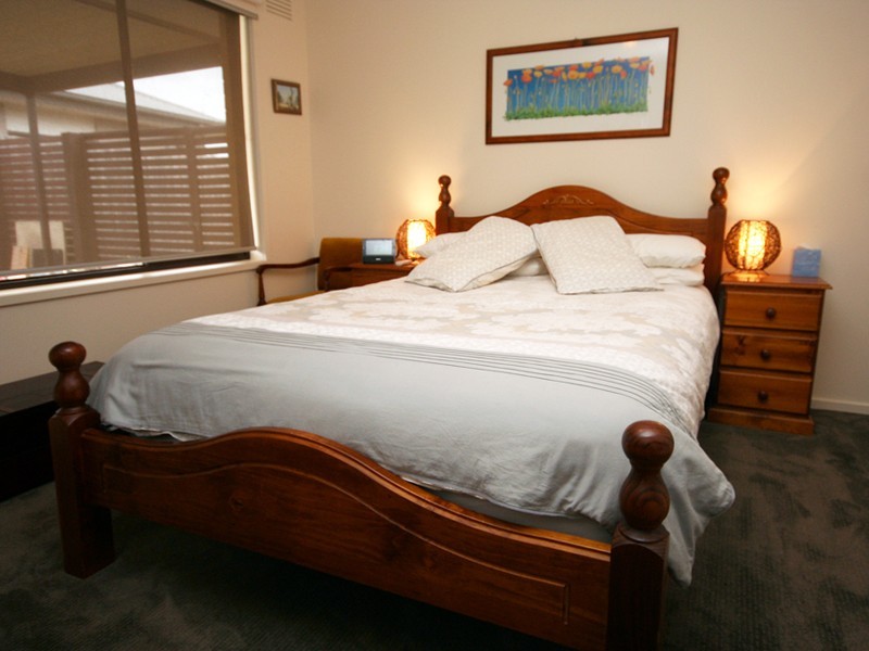 37 Cochrane Street, Cranbourne VIC 3977