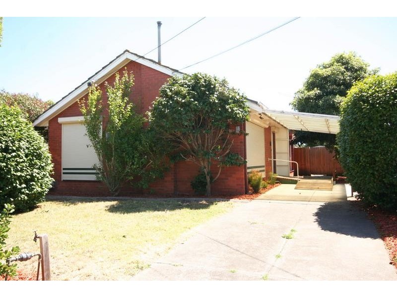 23 Mundaring Drive, Cranbourne VIC 3977