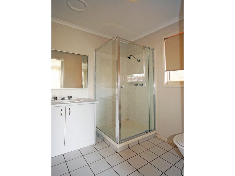 Cranbourne North VIC 3977