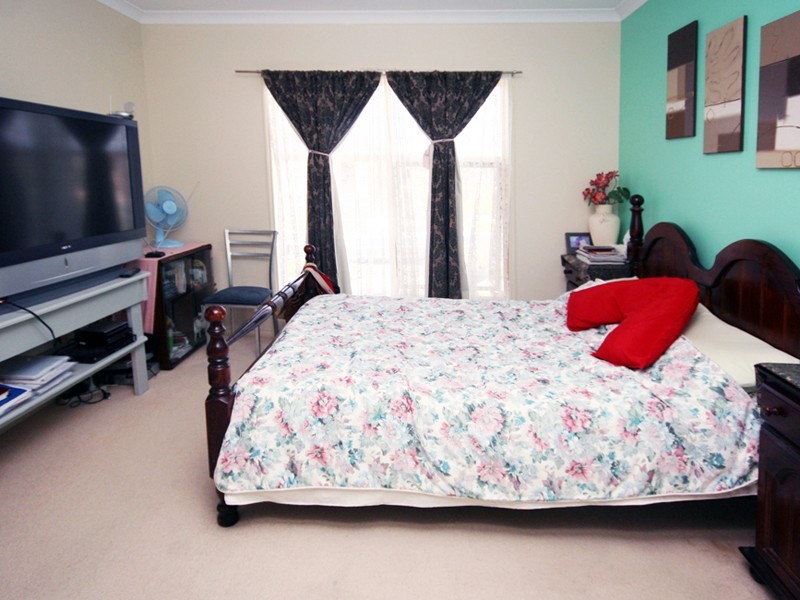 Cranbourne North VIC 3977