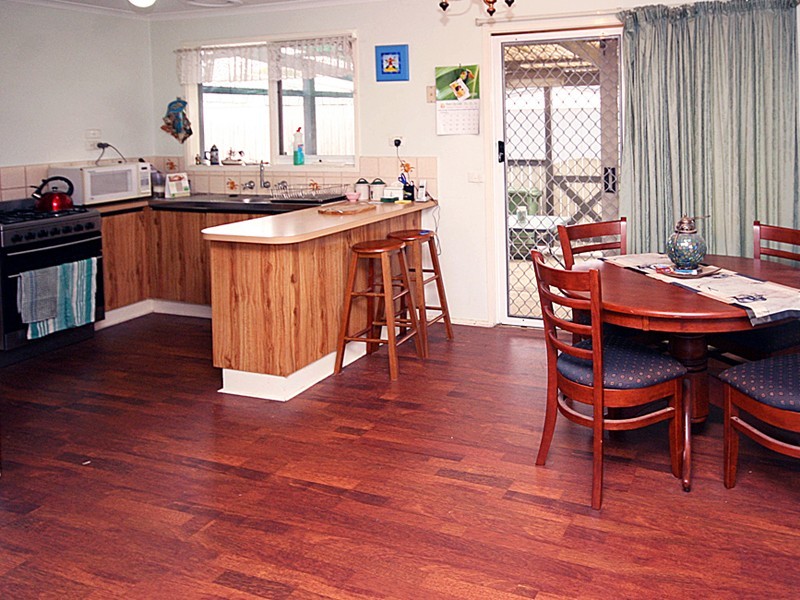 Cranbourne North VIC 3977