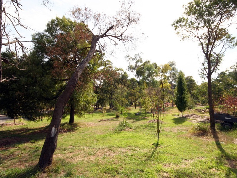 40 Finsbury Road, Devon Meadows VIC 3977