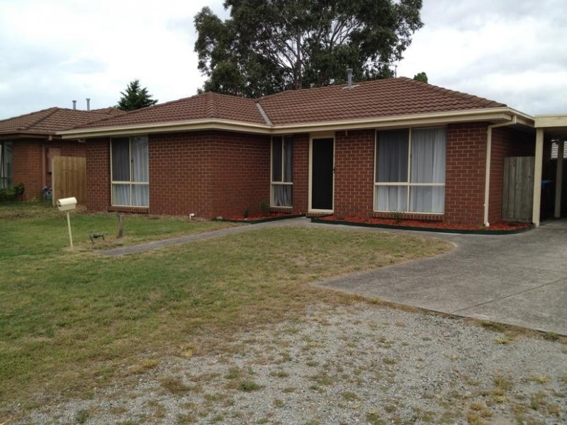 2 Glenleigh Court, Cranbourne North VIC 3977