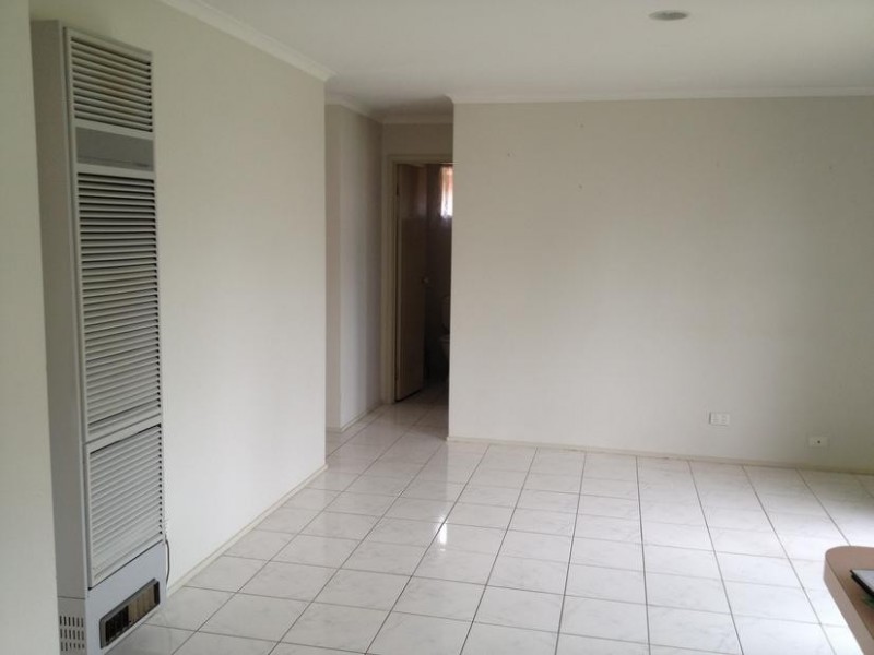 2 Glenleigh Court, Cranbourne North VIC 3977