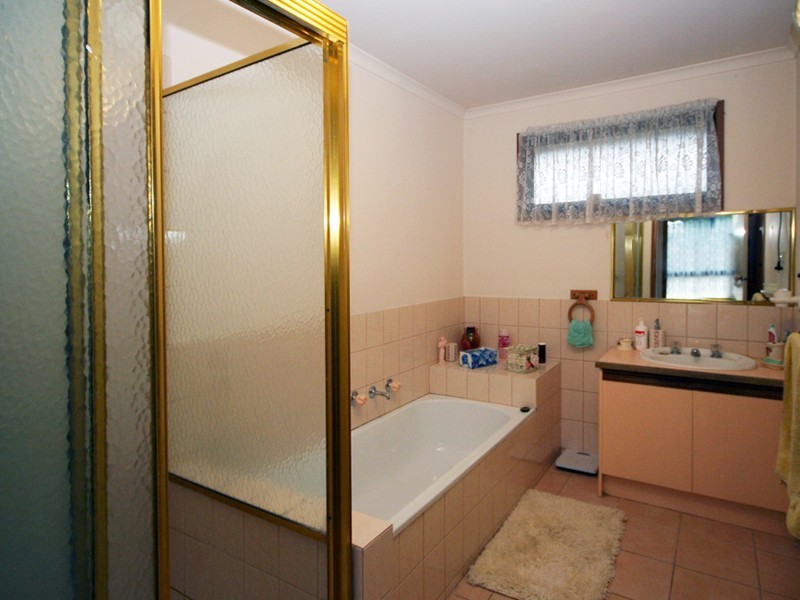 5/4 Blueberry Close, Cranbourne North VIC 3977