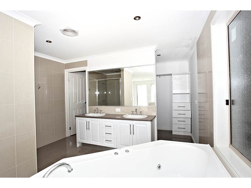 125 Marriott Boulevard, Lyndhurst VIC 3975