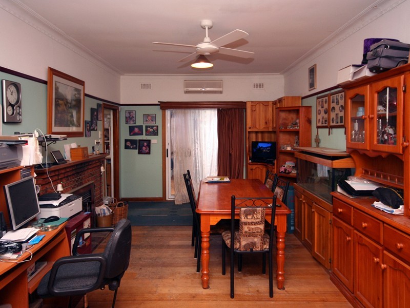 24 Huon Park Road, Cranbourne North VIC 3977