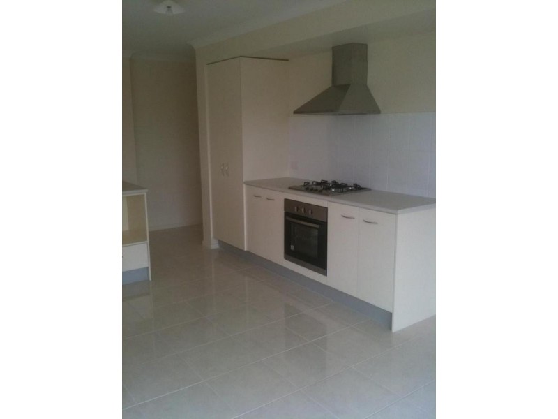 8 Rock Daisy Drive, Cranbourne VIC 3977