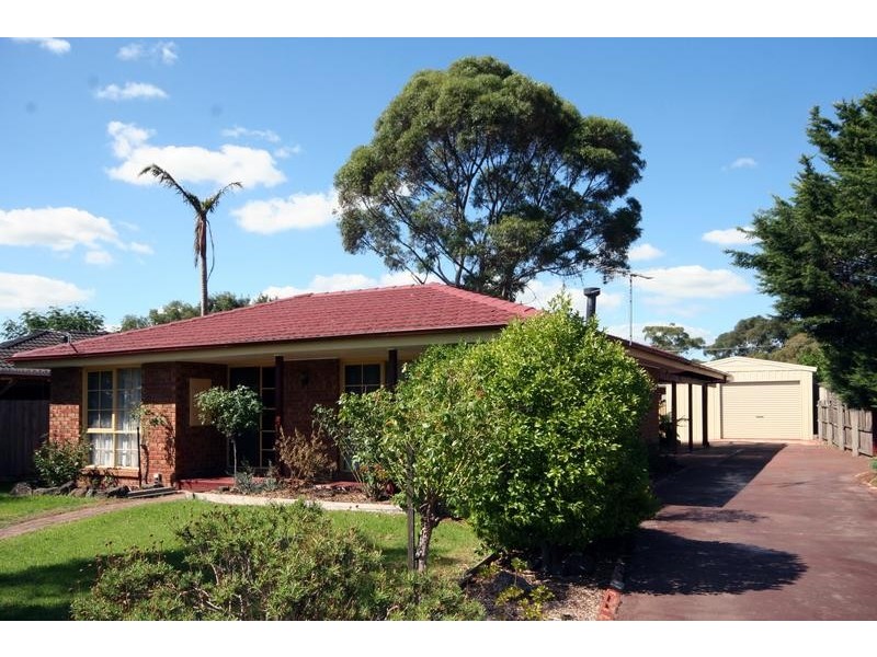 42 Wallace Road, Cranbourne VIC 3977