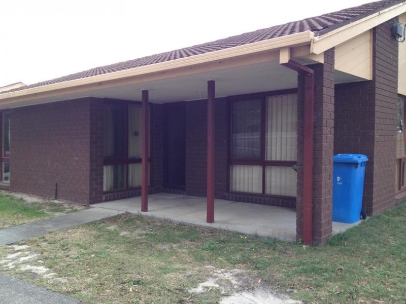 1/3 Tucker Street, Cranbourne VIC 3977