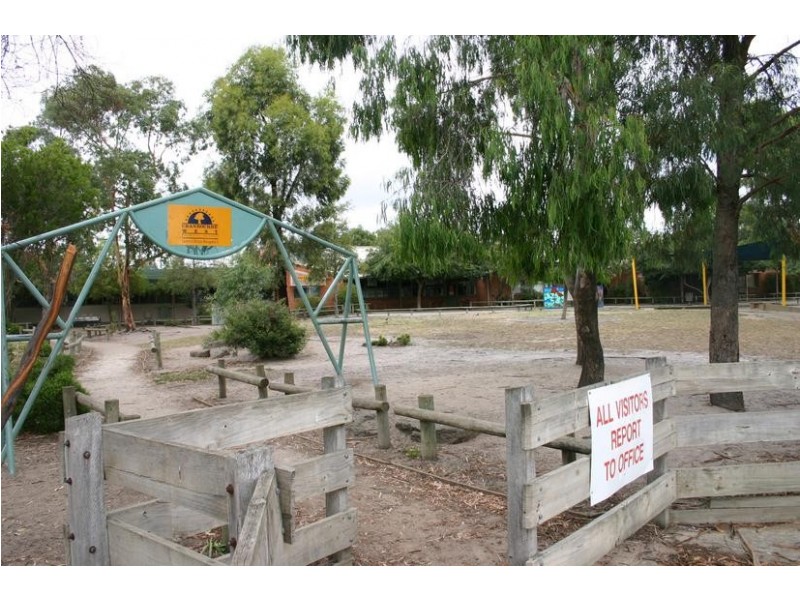 219 Monahans Road, Cranbourne West VIC 3977