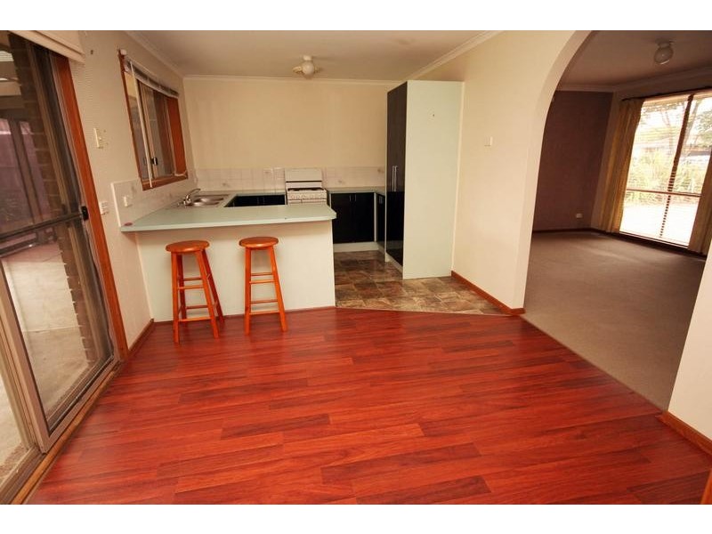 9 Jacinta Drive, Cranbourne VIC 3977