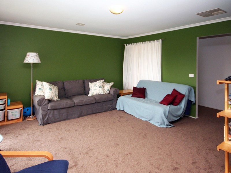 Cranbourne VIC 3977