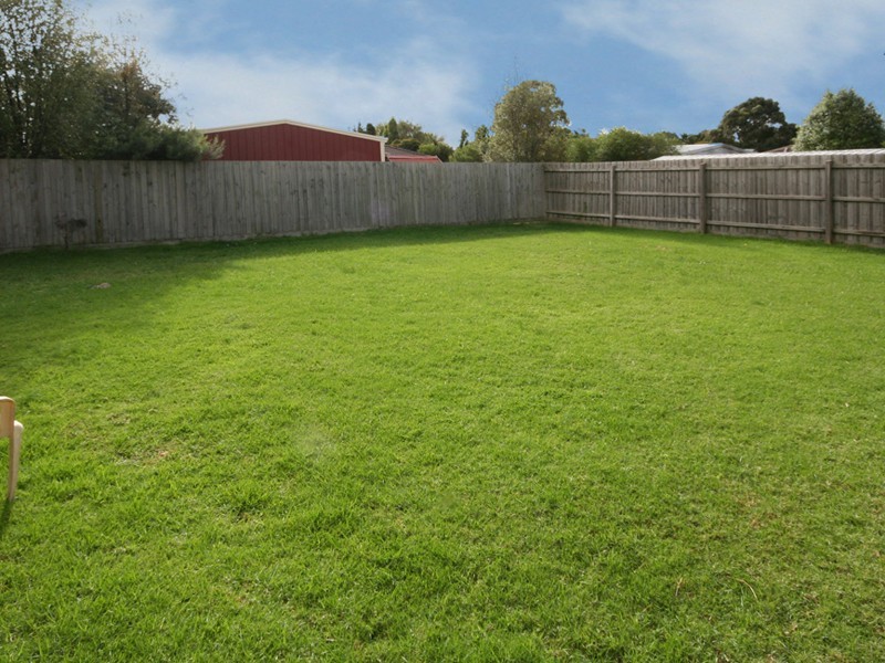Cranbourne North VIC 3977