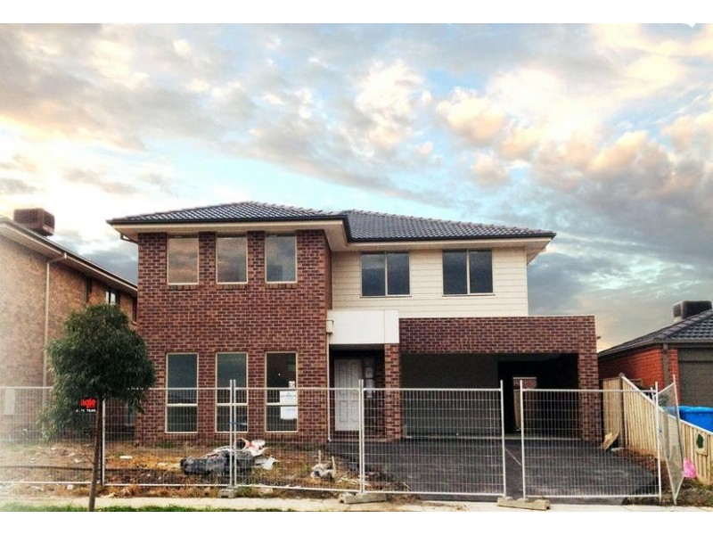 84 Thunderbolt Drive, Cranbourne East VIC 3977