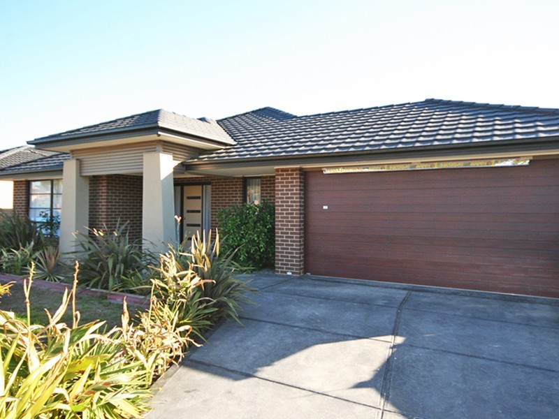 Cranbourne North VIC 3977