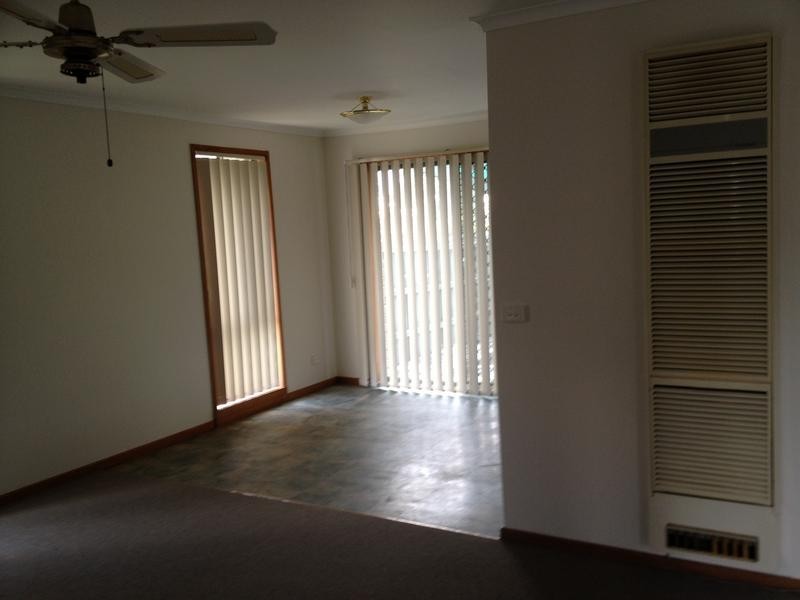 1 Don Drive, Cranbourne VIC 3977