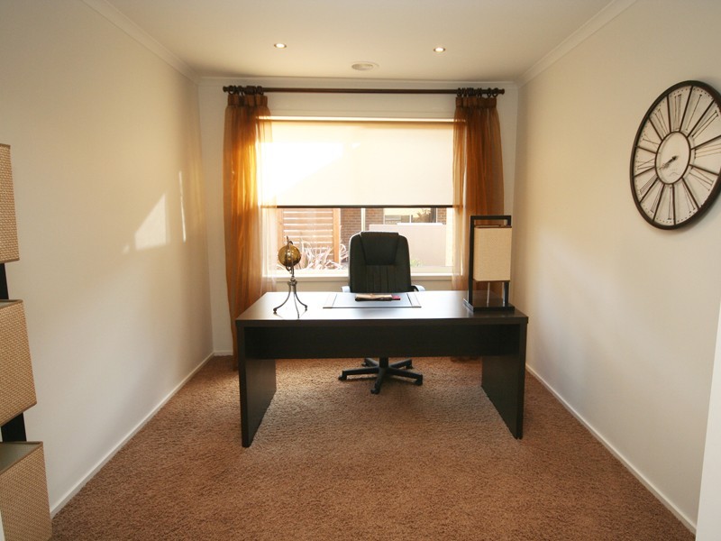 Cranbourne VIC 3977